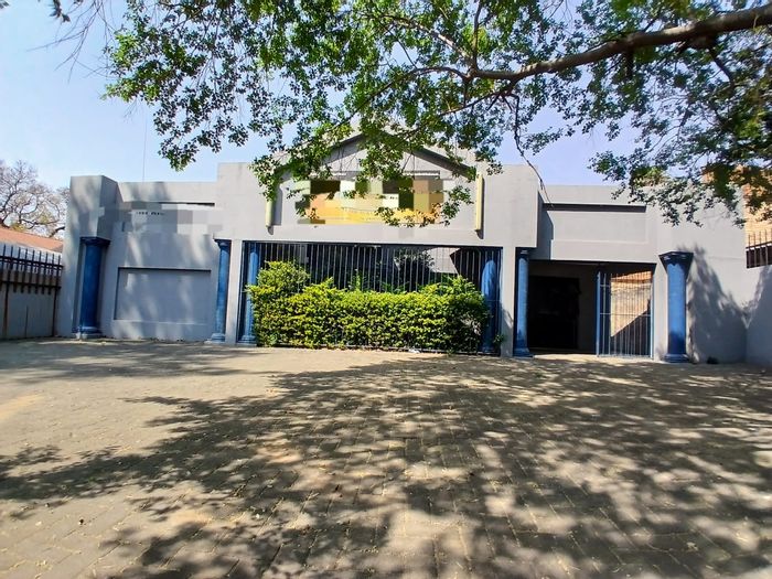 Commercial property to rent in Rustenburg Central with parking, offices, and boardroom.