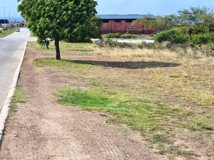 Vacant Land Commercial For Sale in Fountains Estate Business Park, R3.68 million VAT inclusive.
