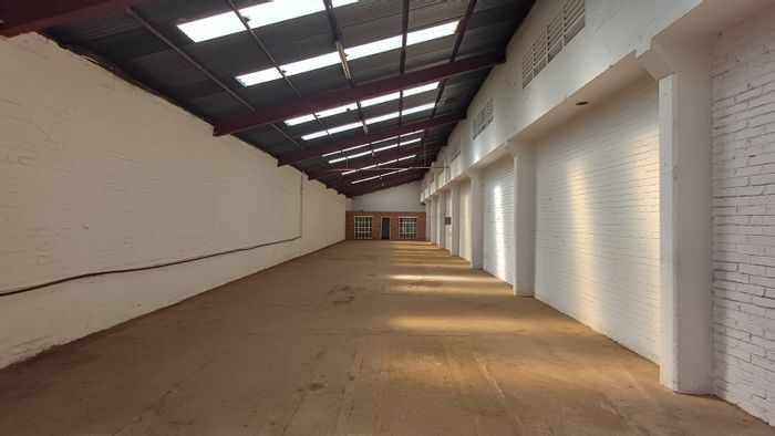 Industrial unit for rent in Meyerton Park with three-phase power and secure access.