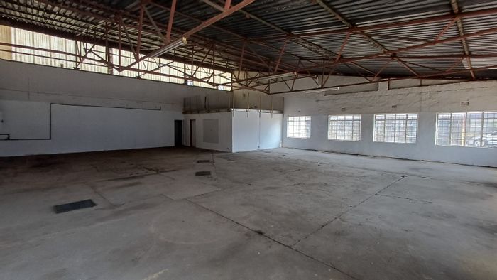 Industrial space to rent in Meyerton Park, featuring three-phase power and secure access.