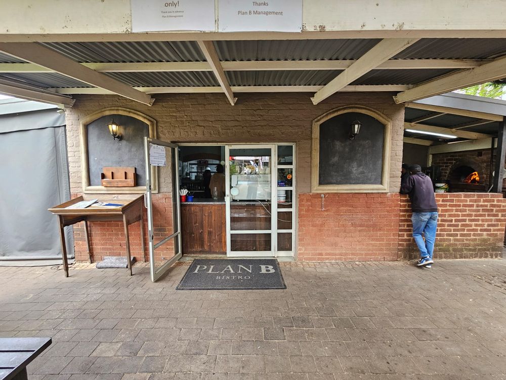 Client serving window