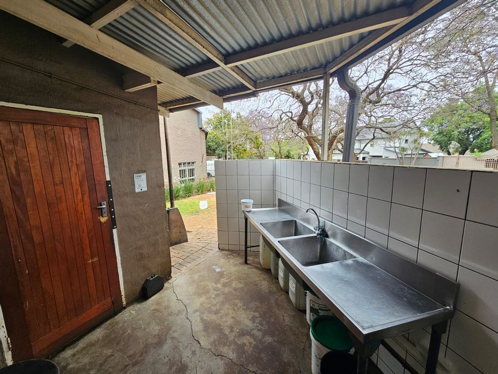 Outside washing area view 2