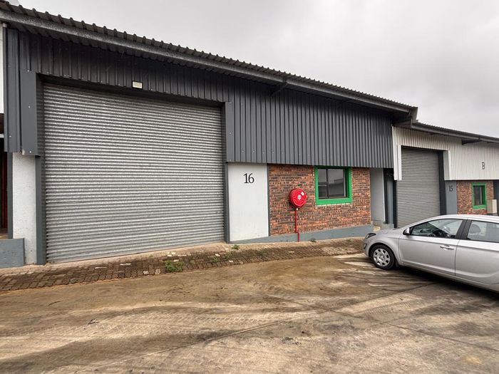 Mini-factories for rent in Mkondeni, 200-205sqm, R10,250/month + VAT.