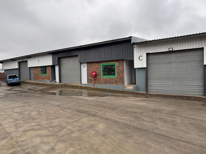 299sqm Industrial factory in Mkondeni, To Rent, R14950/month, pre-paid electricity.