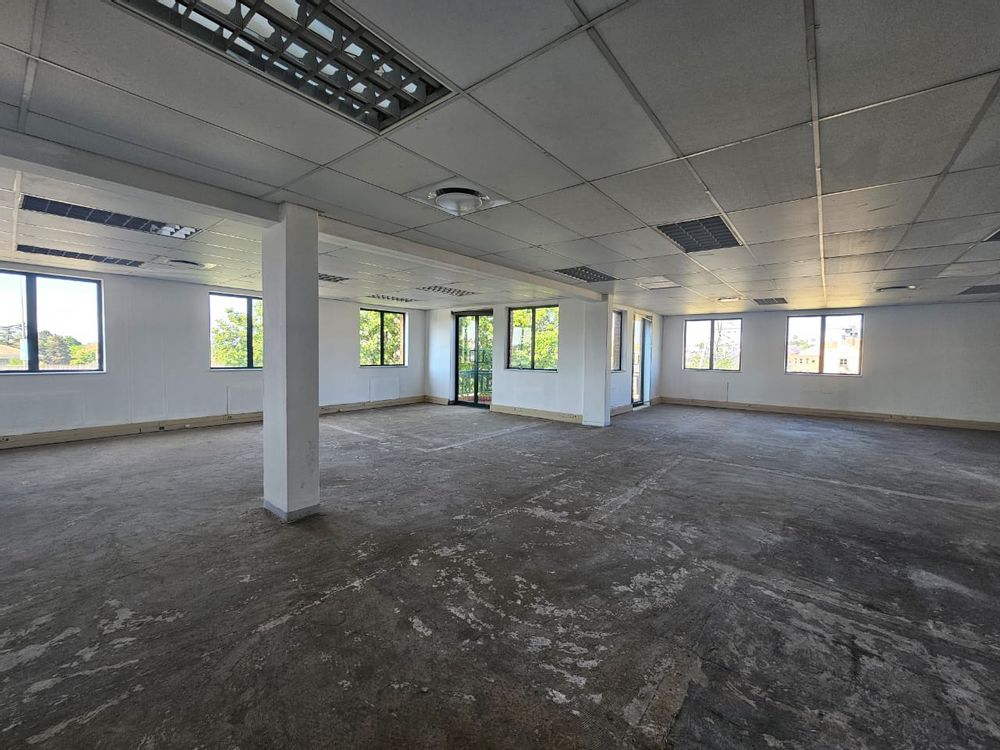 Flexible office space available – customisable to tenant needs view 5
