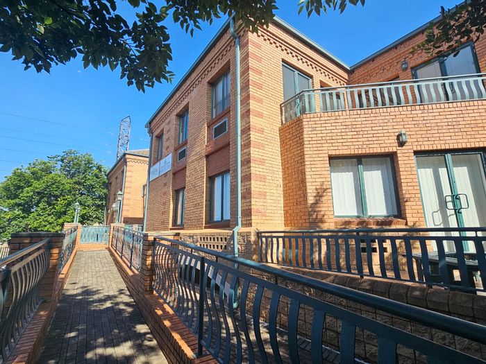 To Rent: 435 m² Office Space in Menlyn with Flexible Layout and Secure Parking.