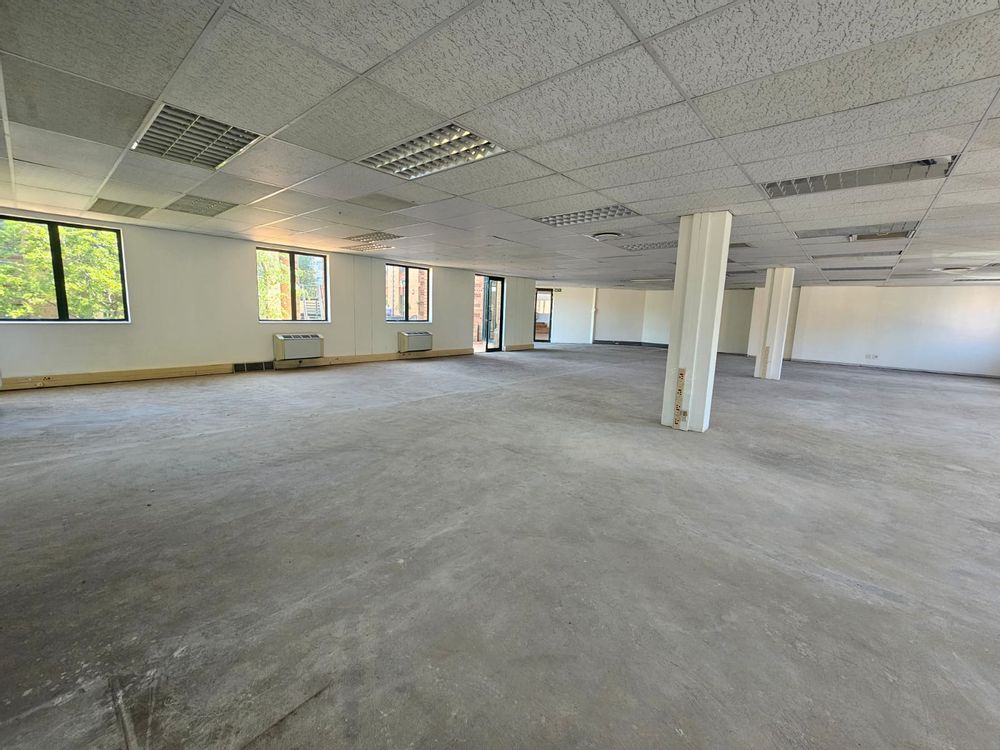 Flexible office space available – customisable to tenant needs