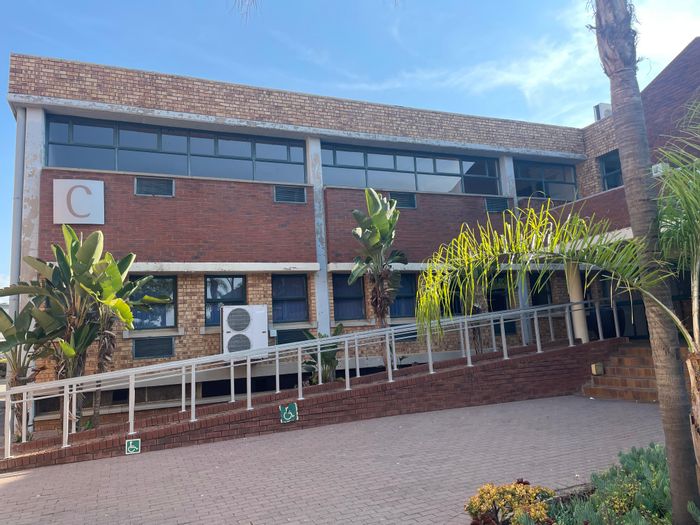 To Rent: 686.90 m² Office in Randjespark with flexible layout and secure access.