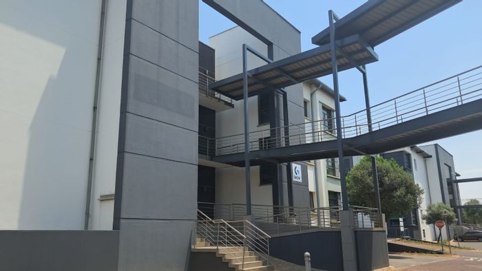 Office to Rent in Eco Park Estate: Reception, boardrooms, parking, security, flexible lease.