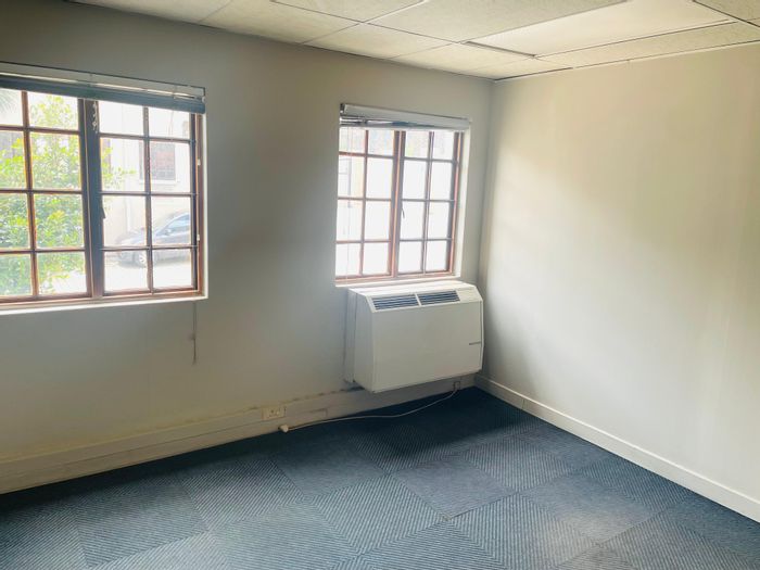 To Rent: 23 sqm Office in Halfway Gardens, flexible leasing, water backup included.