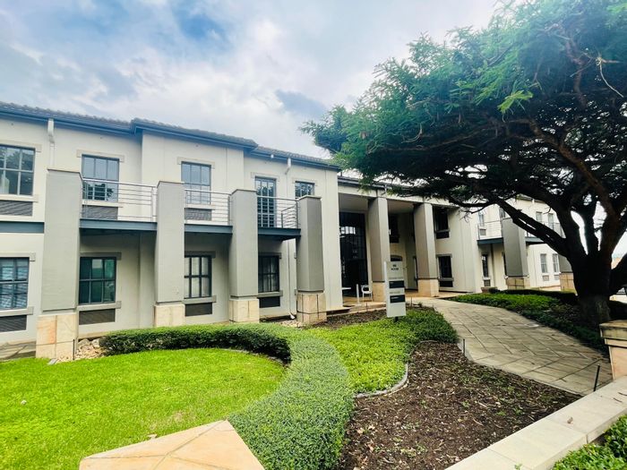 Bryanston Office To Rent: Eton Office Park, 249m², 3 months rent-free, great amenities.