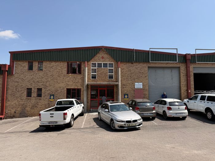 Industrial warehouse to rent in Samrand Business Park with 24/7 security access.
