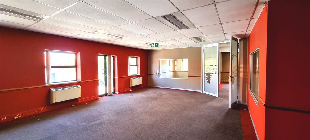 Pinewood Office Park-Woodmead-Building 4(2)