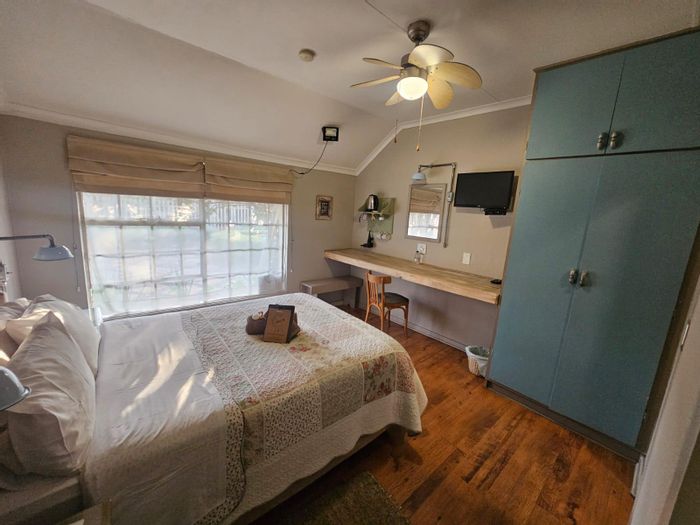 For Sale: Vaalpark Guest House with 13 rooms, coffee shop, and secure parking.