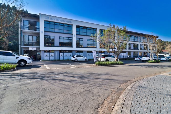 Prime office for sale in Pietermaritzburg Central with parking and solar power.