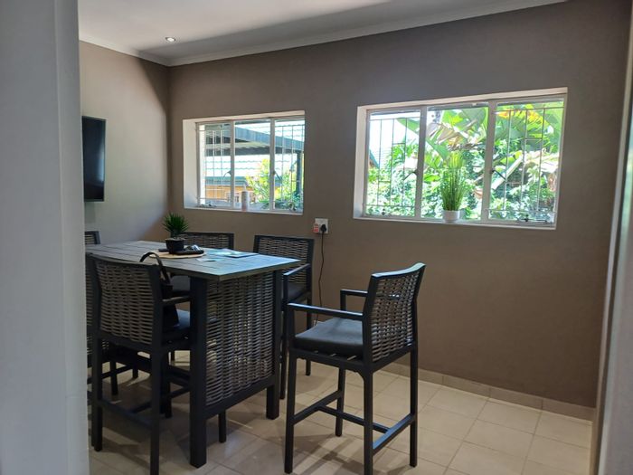 Randhart Commercial To Rent: Four consulting rooms near Randhart Primary School.