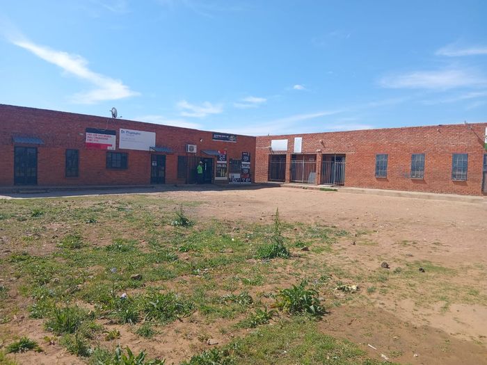 For Sale: Commercial property in Senekal Rural with six shops and a flat.