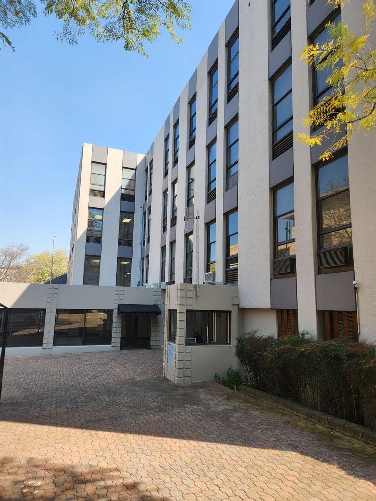 Arnold Crescent, Rosebank