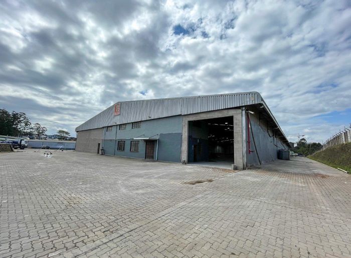 Industrial warehouse in New Germany to rent with roller doors and 3-phase power.