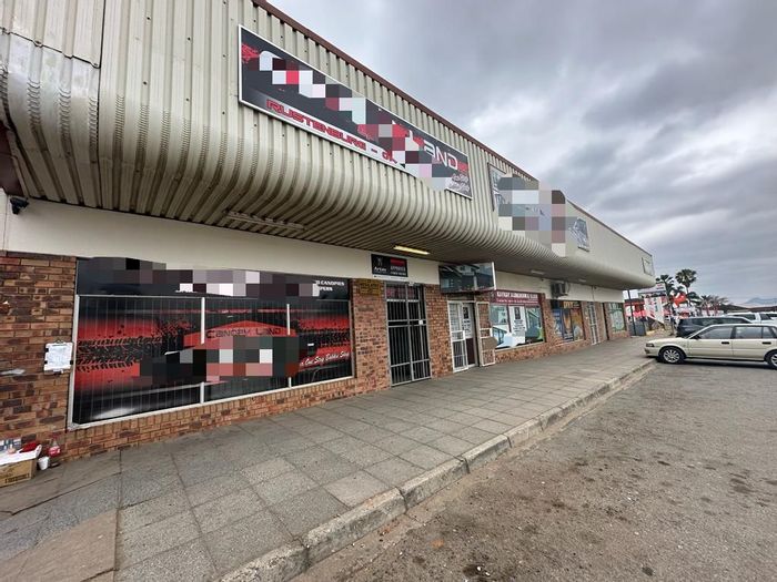 Retail property for sale in Oos Einde: fully tenanted, strong rental income.