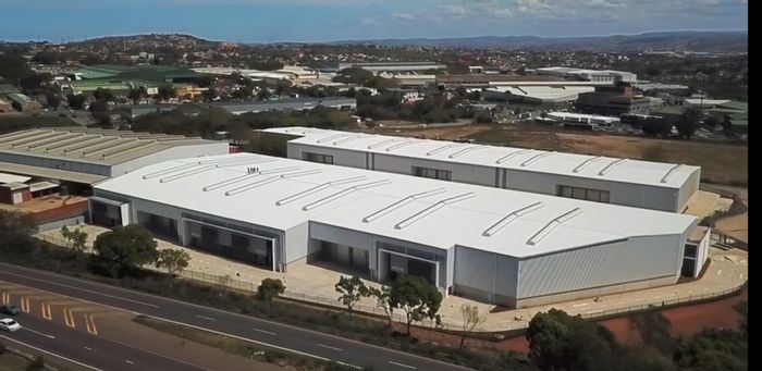 Broadlands Industrial Property To Rent: Two warehouses with high security and truck access.