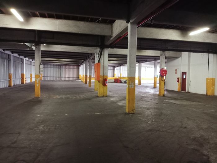Industrial property in Mobeni to rent: interlink access, docks, office space, security.