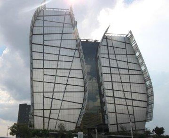 To Rent: Office in Sandton Central with fitout, views, and on-site amenities.