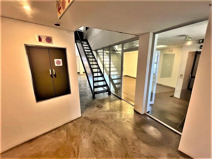 Office To Rent in Melrose Arch: Private offices, meeting rooms, and prime amenities nearby.