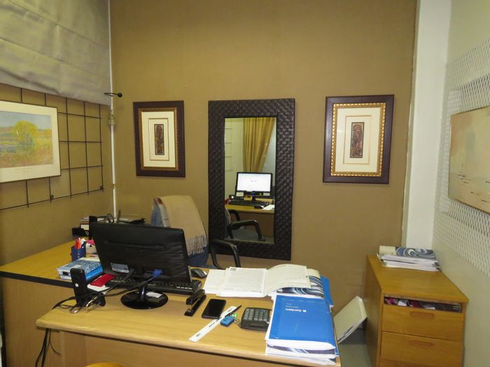 For Sale: Office in Southern Industrial Area with reception, boardroom, and parking.