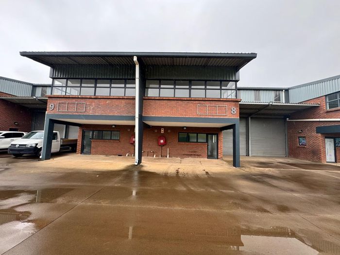 Industrial mini factory unit for rent in Waterfall, 180m² with ample parking.