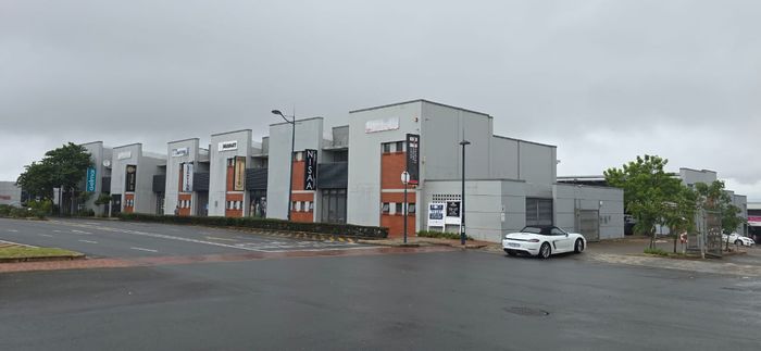 Versatile retail space in Prestondale, To Rent with ample parking and visibility.