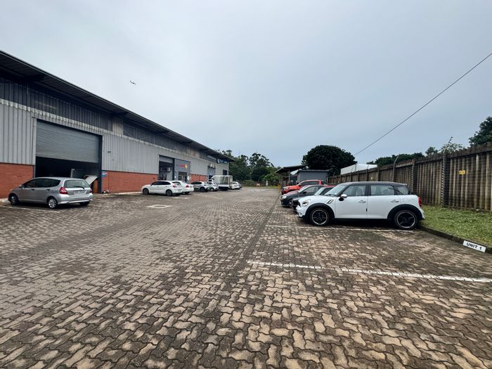 Industrial warehouse in Mount Edgecombe Central, To Rent with secure access and ample space.