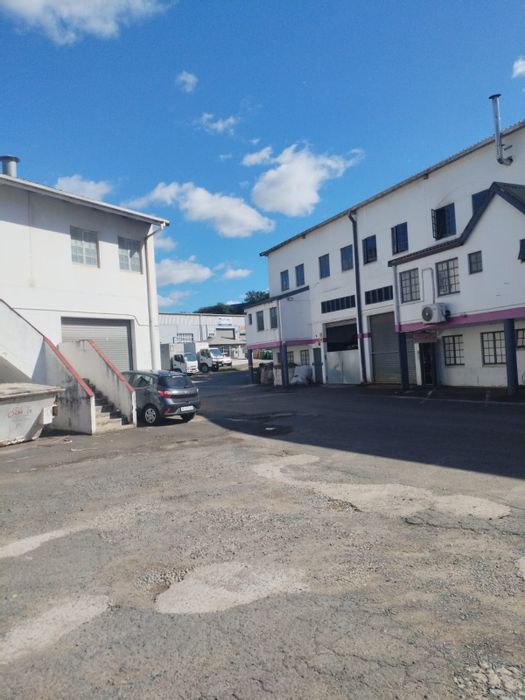 Glen Anil Industrial Property For Sale: Warehouse space, parking, security, 3 Phase power.
