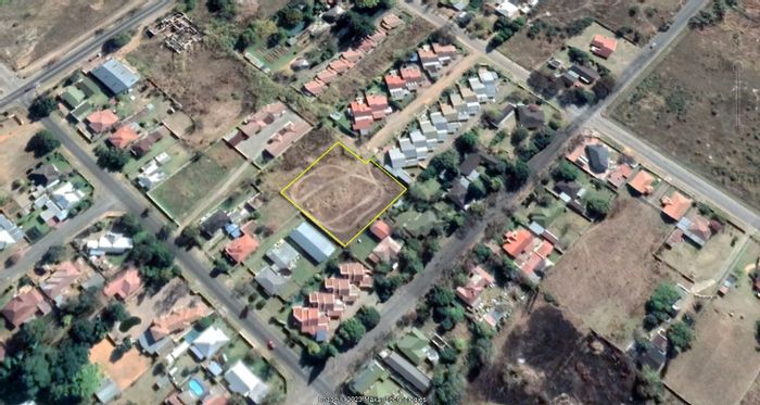 Vacant Land Residential in Parys Central For Sale - 3211 m², subdivision potential.