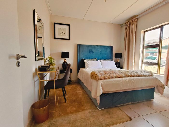 For Sale: Apartment in Protea Glen with 24/7 security and community amenities.