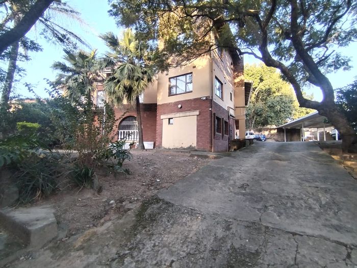 For Sale: Spacious Hazelwood house with pool, granny flats, and secure parking.