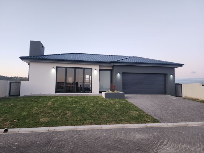 For Sale: Tergniet Townhouse with 3 Bedrooms, Indoor Braai, and Security Estate.