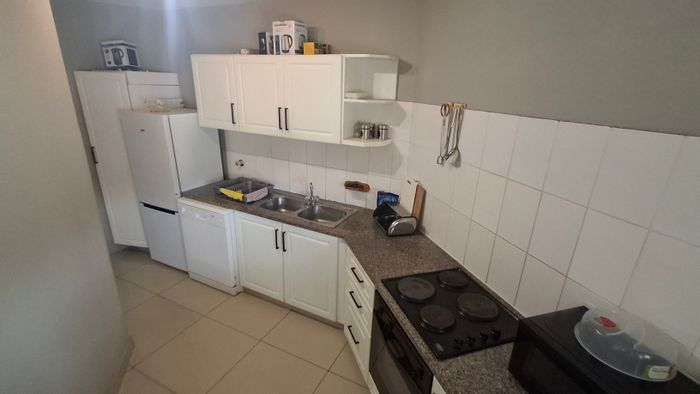 Beach access, pools, tennis courts - Shelly Beach apartment for sale, 3 beds.