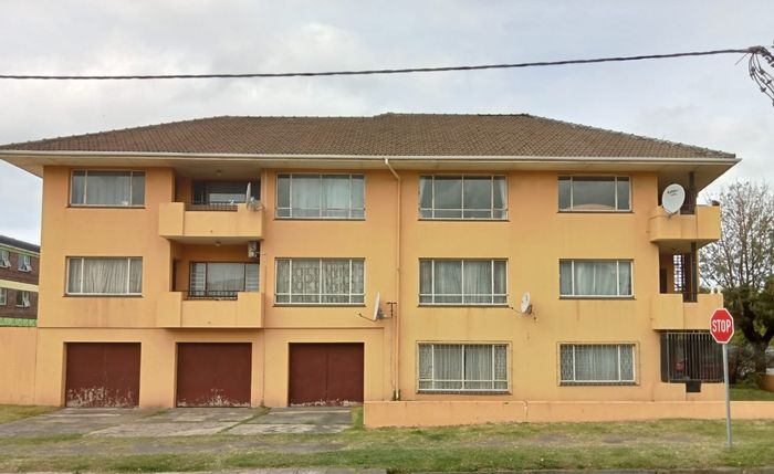 For Sale: Apartment in Southernwood with 2 bedrooms, study, garage, and patio.