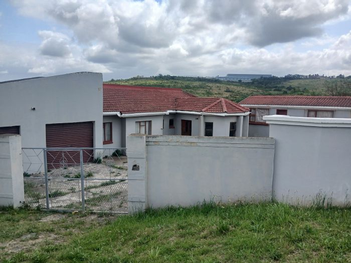 Mdantsane House For Sale: Two homes on one erf, ideal for families or rentals.