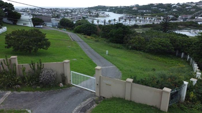 East Bank Vacant Land Residential For Sale: 336 m² near marina, beach, and amenities.