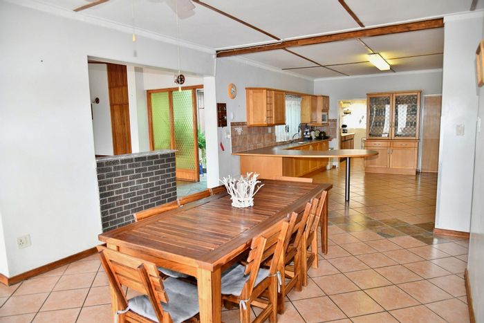 Pioneers Park House For Sale: 3 Bedrooms, large yard, open plan living, ample parking.