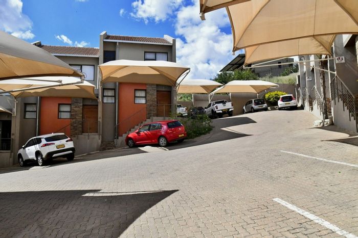 Kleine Kuppe Townhouse For Sale: 2 Bedrooms, private courtyard, pet-friendly, secure complex.