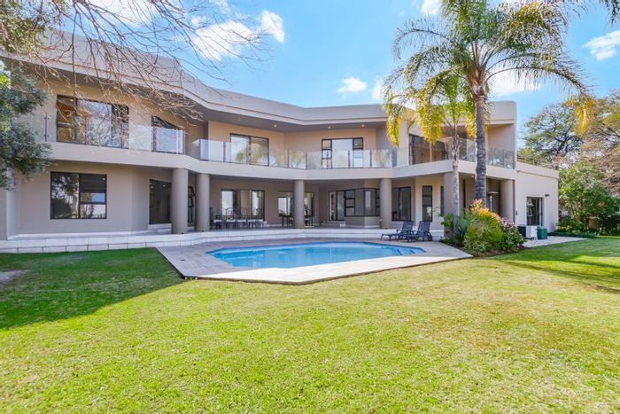 5-Bedroom House To Rent in Dainfern Golf Estate with golf course views and amenities.