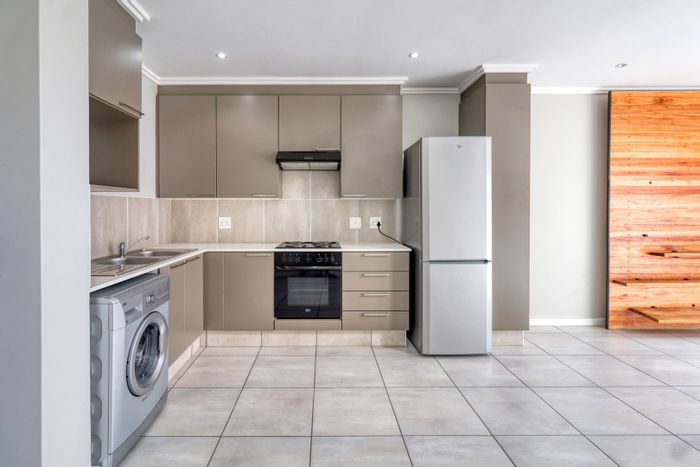 For Sale: Apartment in Craigavon with balcony, secure access, pools, and parking.