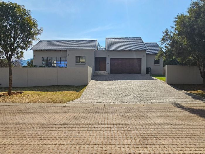 Leloko Lifestyle & Eco Estate: House for Sale with water access and security.