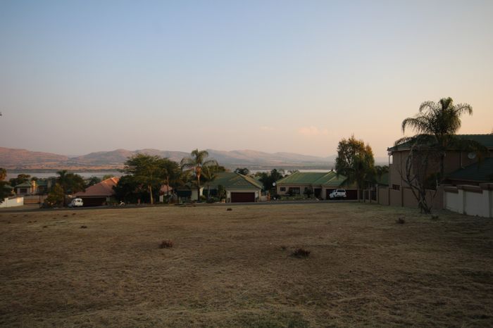 Vacant Land Residential For Sale in Kosmos Ridge with 24-hour security and views.