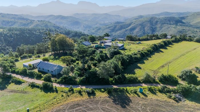 Ruiterbos Farm For Sale: 23 hectares, multiple homes, off-grid, panoramic views.