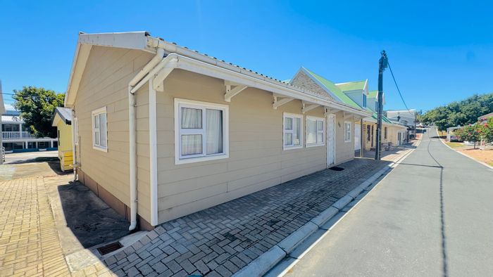 For Sale: House in Hartenbos Central, 3 beds, steps to beach, lock-up convenience.