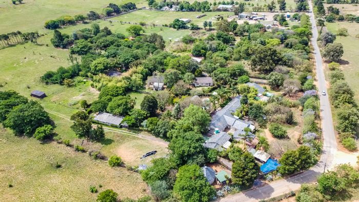 Sonnedal AH Small Holding For Sale: 9 cottages, 3 boreholes, income potential.